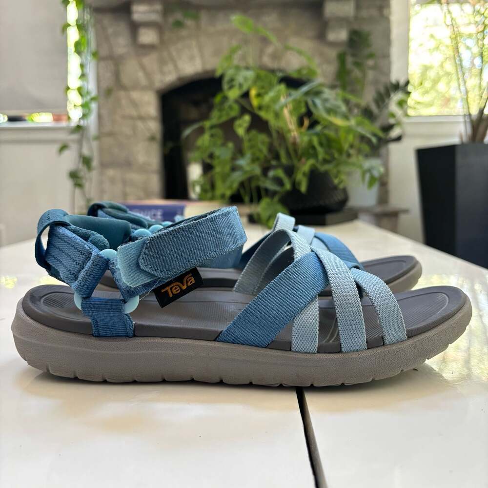 Teva Women's Sanborn Sandal Blue Size 8